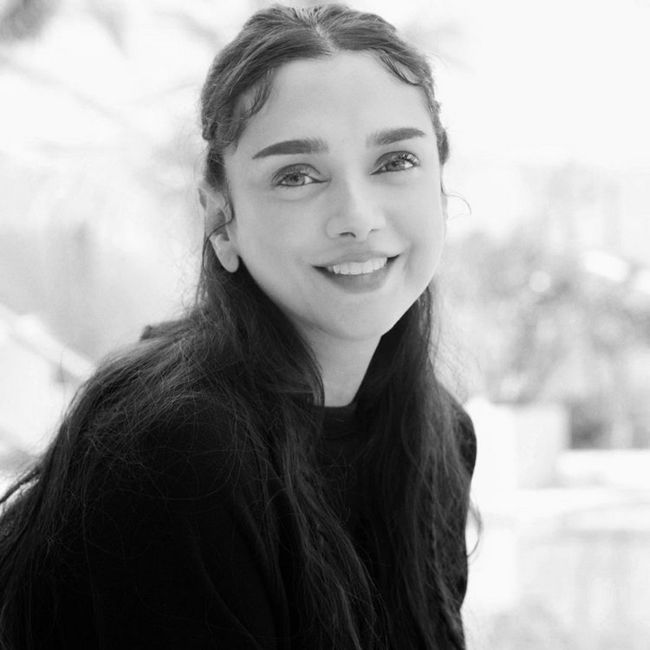 Aditi Rao Hydari Vintage Looks In Black N White